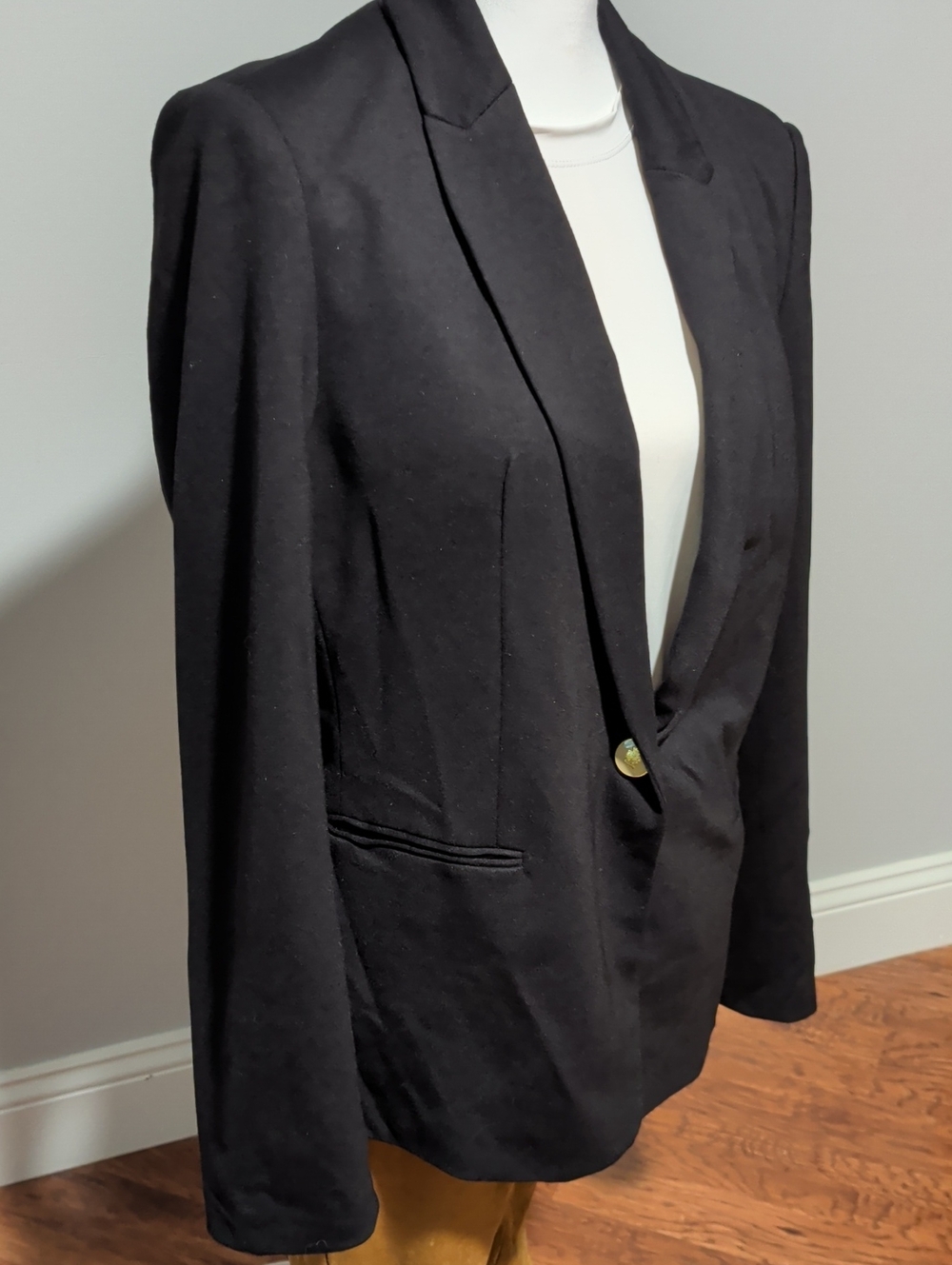 Tahari Black Single-Button Blazer with Gold Button